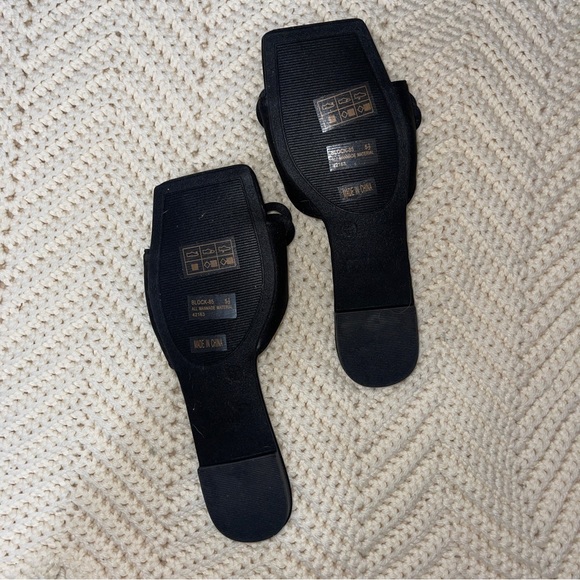 !!! NWT MISS LOLA BOW SANDALS !!! - Picture 5 of 5